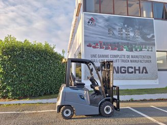 Four wheel front forklift Hangcha AE15 - 5