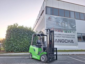 Four wheel front forklift Hangcha AE20Ci - 1