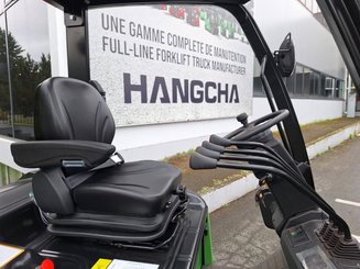 Four wheel front forklift Hangcha AE25-I