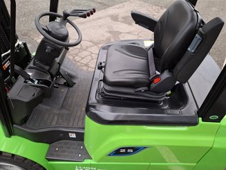 Four wheel front forklift Hangcha AE25-I - 14