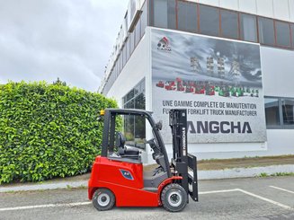 Four wheel front forklift Hangcha AE20C - 5