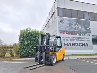 Four wheel front forklift Hangcha XE50i-600