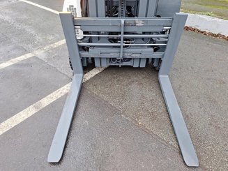 Four-way forklift AMLIFT AGILIFT 25-12-49