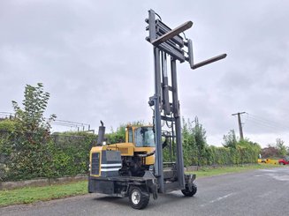 Multidirectional sideloader Combilift C8000-15