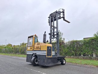 Multidirectional sideloader Combilift C8000-15