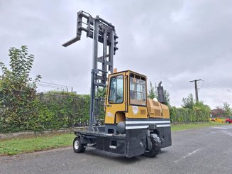 Multidirectional sideloader Combilift C8000-15