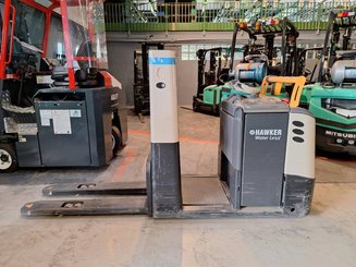 Low-level order picker Crown GPC3045