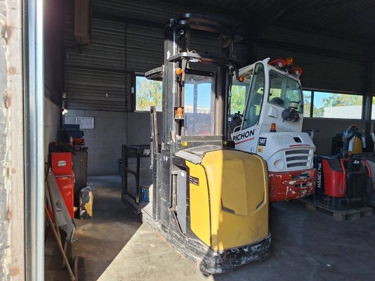 Man-up order picker Caterpillar NOH10N - 1