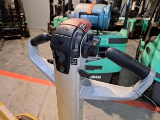 Pedestrian pallet stacker Caterpillar NSP16N2 - 19