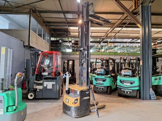 Pedestrian pallet stacker Caterpillar NSP16N2 - 14