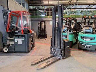 Pedestrian pallet stacker Caterpillar NSP16N2 - 3