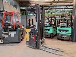 Stand-on pallet stacker Caterpillar NSR20N - 1