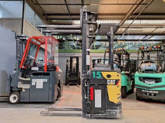 Stand-on pallet stacker Caterpillar NSR20N - 10