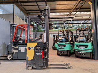 Stand-on pallet stacker Caterpillar NSR20N - 7