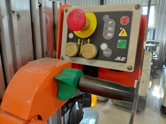 Vertical lift platform JLG TOUCAN DUO