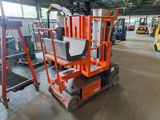 Vertical lift platform JLG TOUCAN DUO
