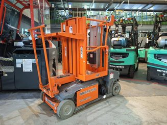 Vertical lift platform JLG TOUCAN DUO
