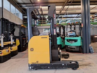 Reach truck Yale MR14