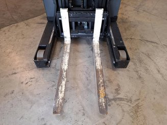 Reach truck Yale MR14