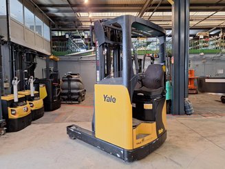 Reach truck Yale MR14
