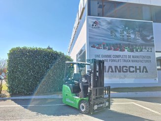 Three wheel front forklift Hangcha XC3-15i -XCY2G-SI