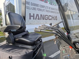 Three wheel front forklift Hangcha XC3-18i (CPDS18-XCC2G-SI)