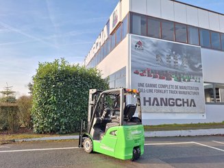 Three wheel front forklift Hangcha XC3-18i (CPDS18-XCC2G-SI)