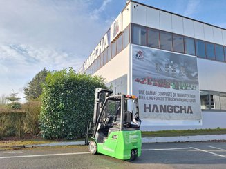 Three wheel front forklift Hangcha XC3-18i (CPDS18-XCC2G-SI)