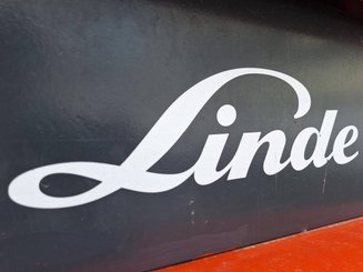 Four wheel front forklift Linde H70 D