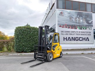 Four wheel front forklift Hangcha XE25i (CPD25-XEY2-SI)