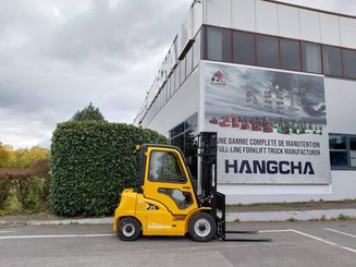 Four wheel front forklift Hangcha XE25i (CPD25-XEY2-SI)