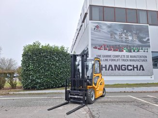 Four wheel front forklift Hangcha XE25i (CPD25-XEY2-SI) - 1