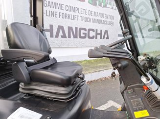 Four wheel front forklift Hangcha XE25i (CPD25-XEY2-SI) - 14