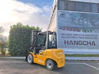 Four wheel front forklift Hangcha XE38Hi