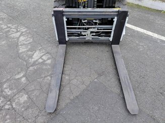 Four wheel front forklift Hangcha XE38Hi