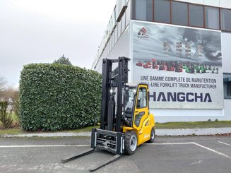 Four wheel front forklift Hangcha XE38Hi