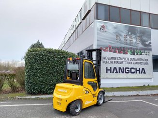 Four wheel front forklift Hangcha XE38Hi