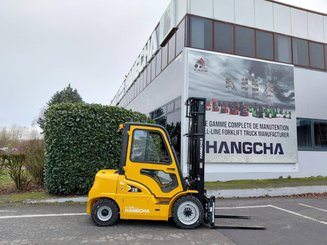 Four wheel front forklift Hangcha XE38Hi