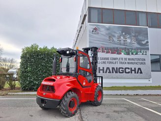 All-terrain forklift Hangcha TT30-4