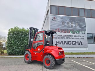 All-terrain forklift Hangcha TT30-4