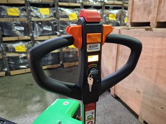 Electric pallet truck Hangcha CBD15-WD-I-WX
