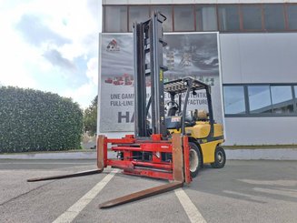 Four wheel front forklift Yale GLP45SVX5