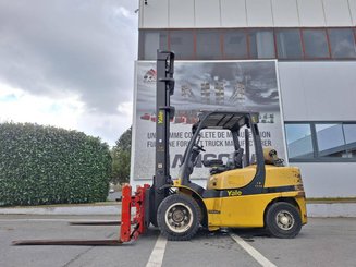 Four wheel front forklift Yale GLP45SVX5