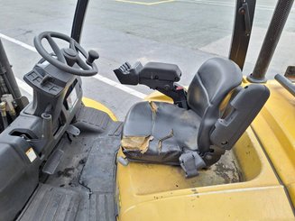 Four wheel front forklift Yale GLP45SVX5