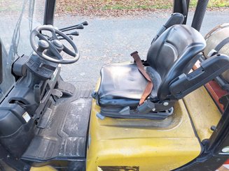 Four wheel front forklift Yale GLP35VX - 14