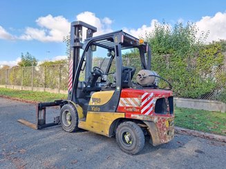 Four wheel front forklift Yale GLP35VX - 3
