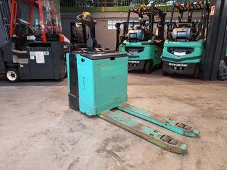 Pedestrian pallet truck Yale MP20X - 1