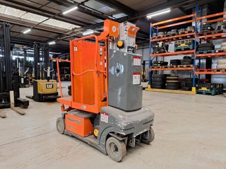 Vertical lift platform JLG TOUCAN DUO