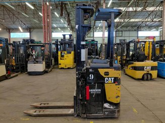 Stand-on pallet stacker Caterpillar NSR20N