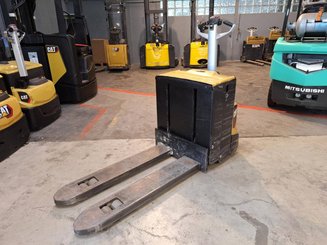 Pedestrian pallet truck Caterpillar NPP20N2E